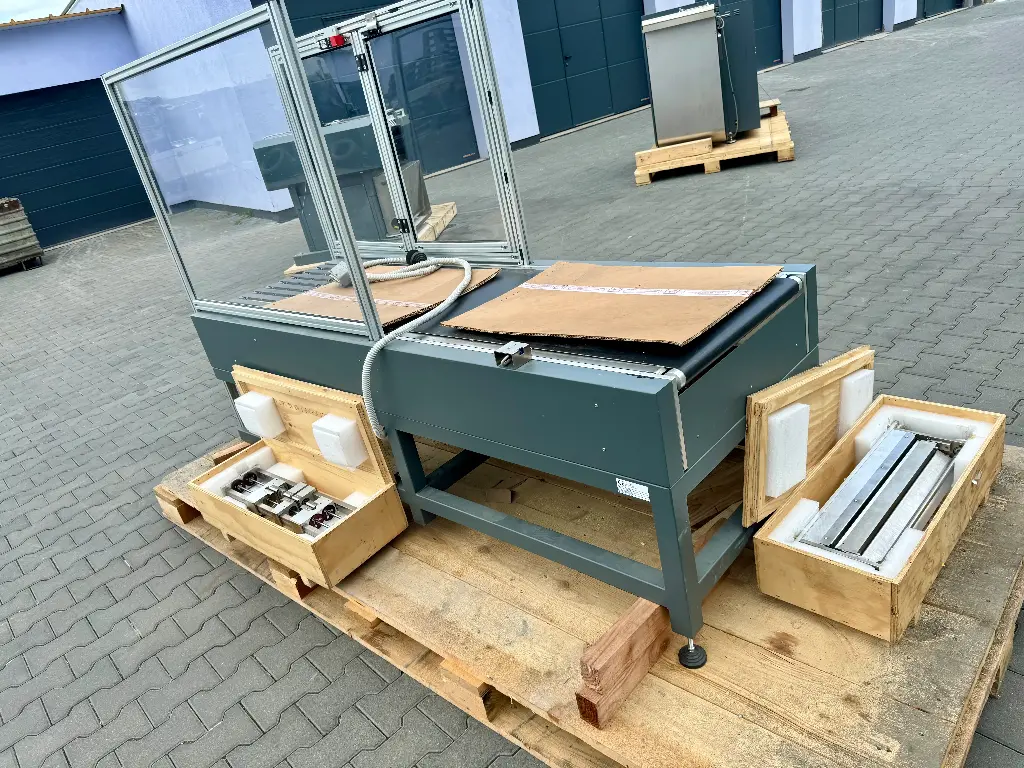 Tecnau TC 0300 – 2-up Pack Conveyor